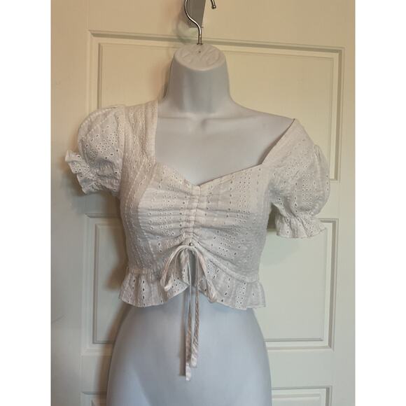 Romwe White Eyelet Off Shoulder Boho Peasant Top S - Picture 2 of 6